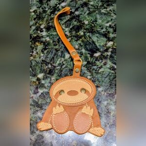 Portland Leather Tan Sloth Luggage Tag